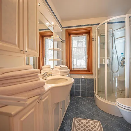 Edera Myholidaylivigno